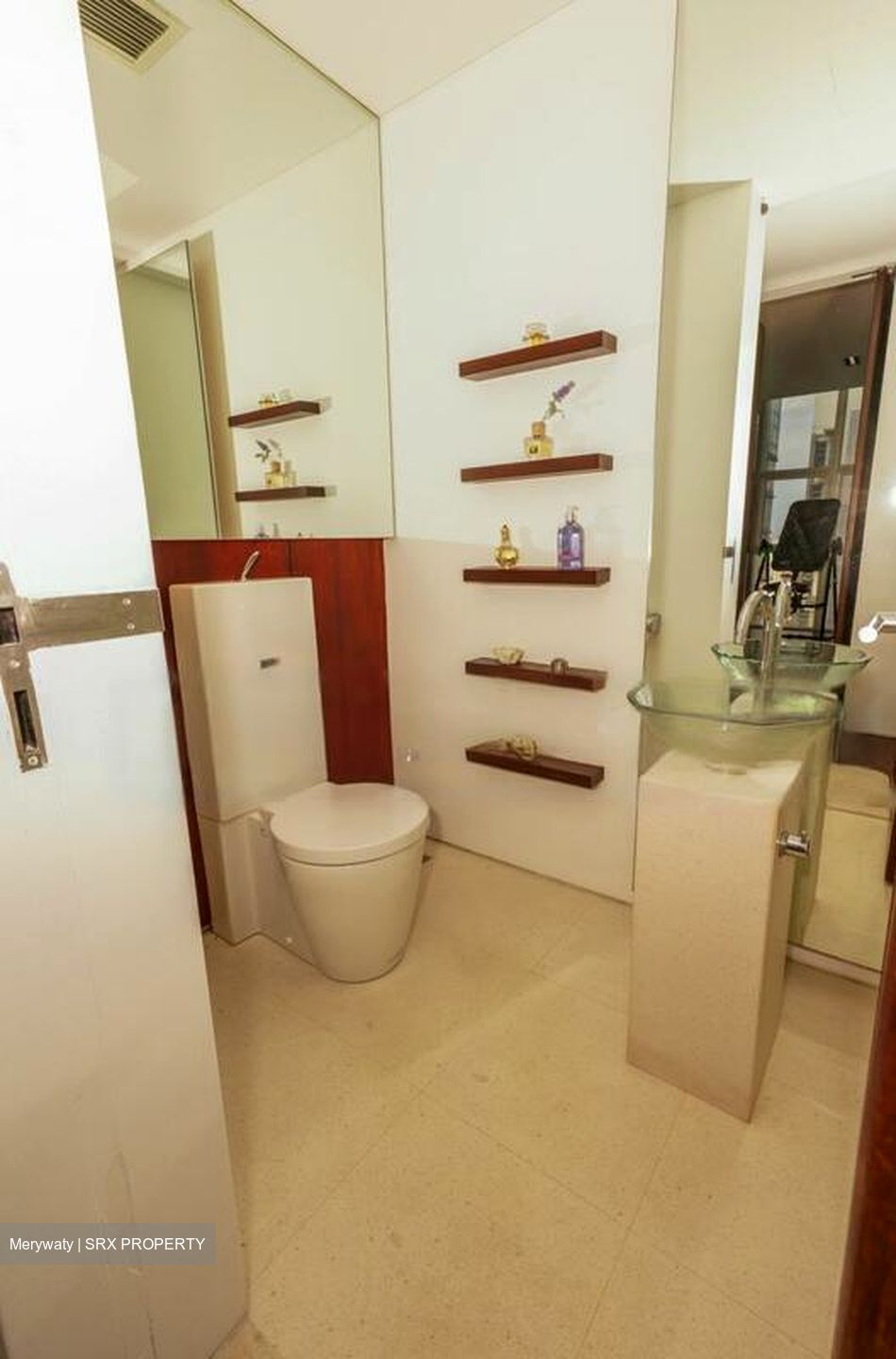 The Lincoln Modern (D11), Apartment #460679291